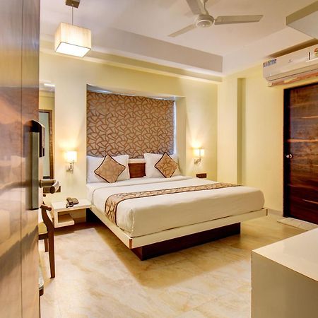 Hotel Deepali Executive Aurangābād Esterno foto
