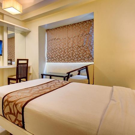 Hotel Deepali Executive Aurangābād Esterno foto