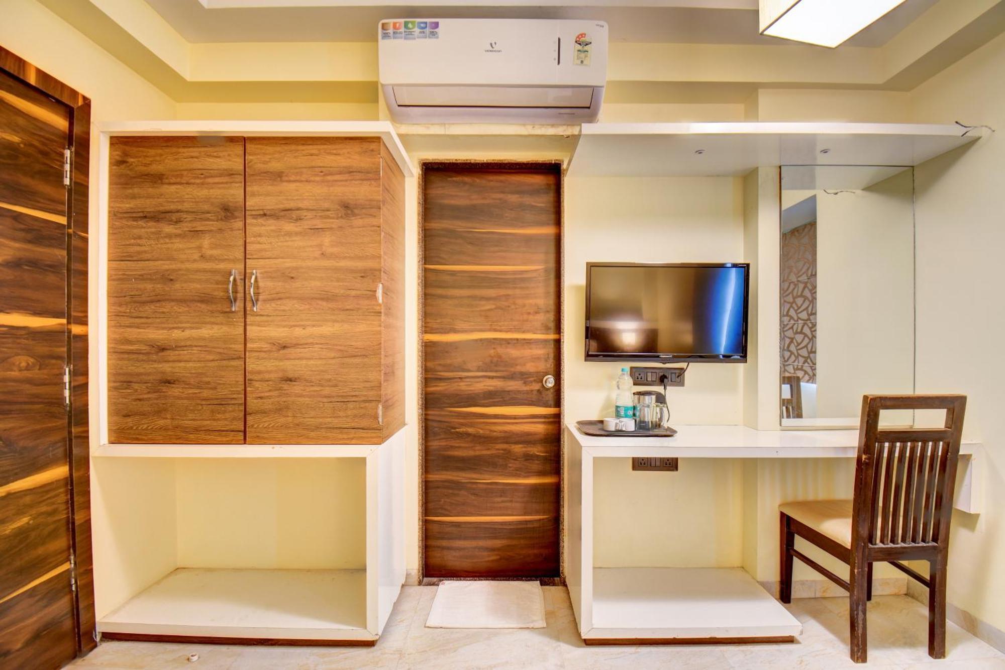 Hotel Deepali Executive Aurangābād Esterno foto