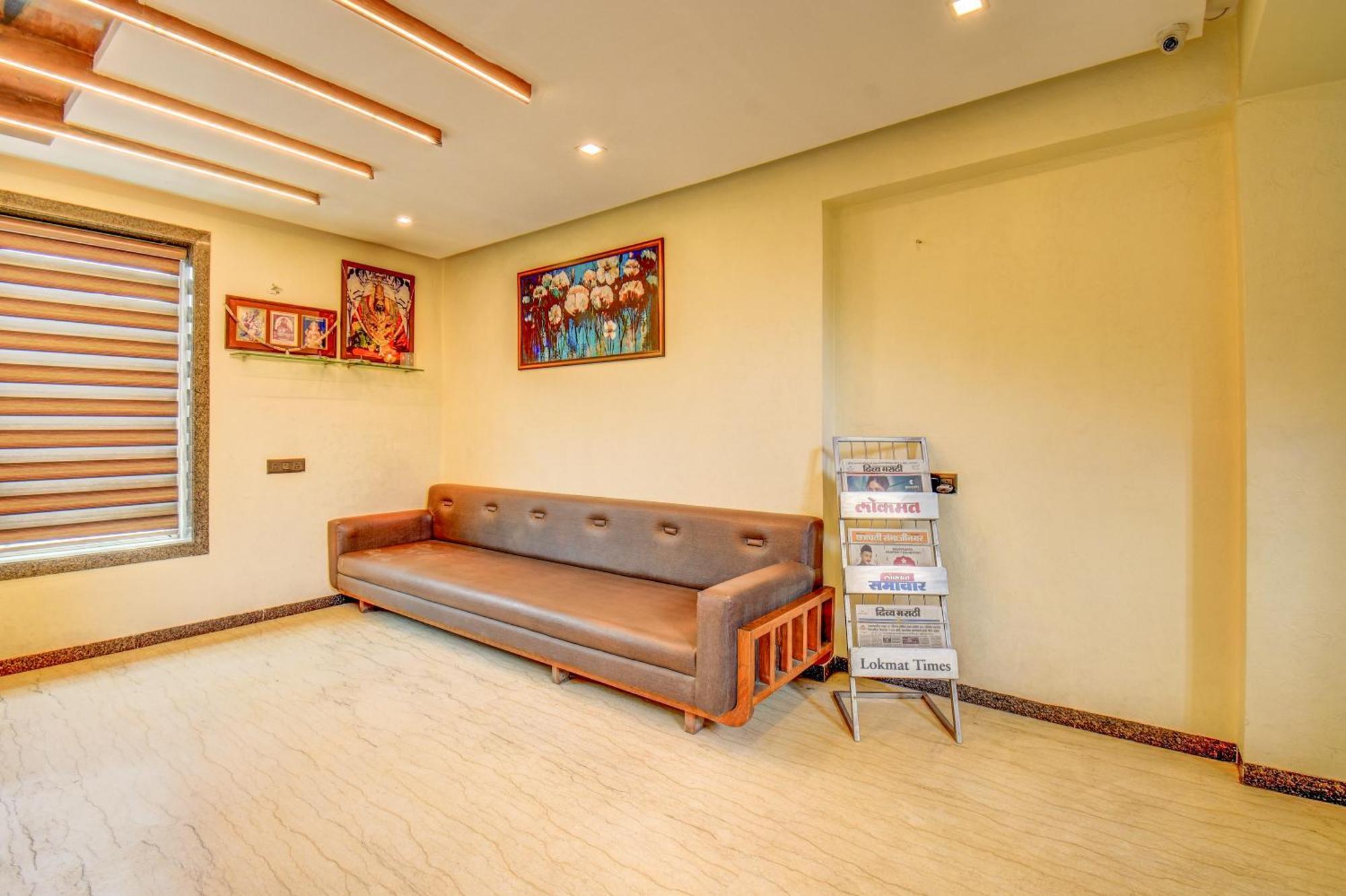 Hotel Deepali Executive Aurangābād Esterno foto