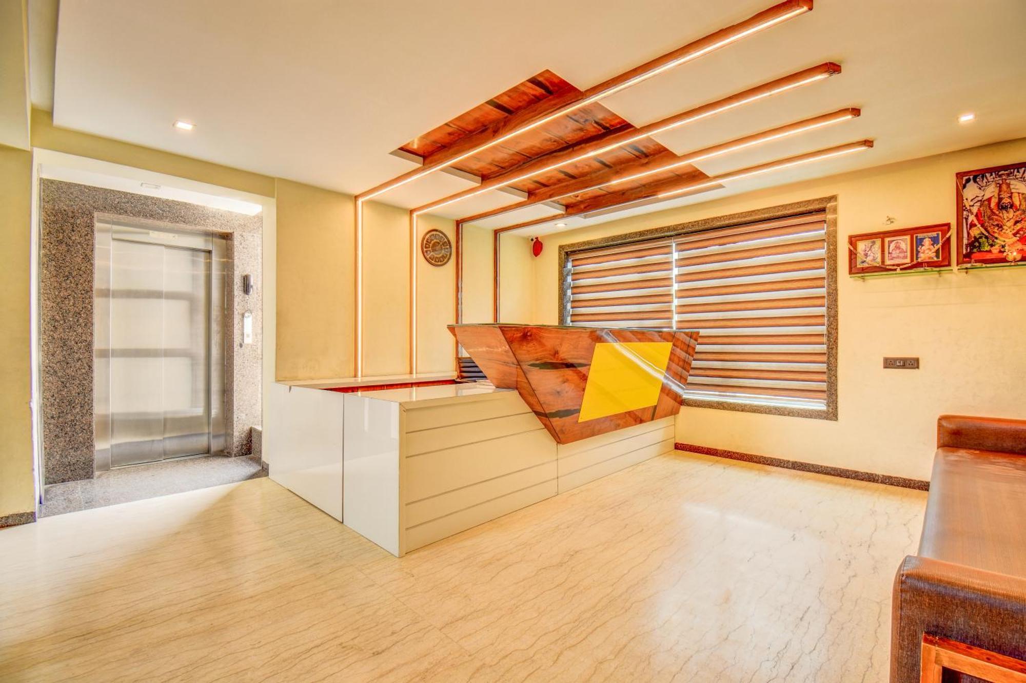 Hotel Deepali Executive Aurangābād Esterno foto