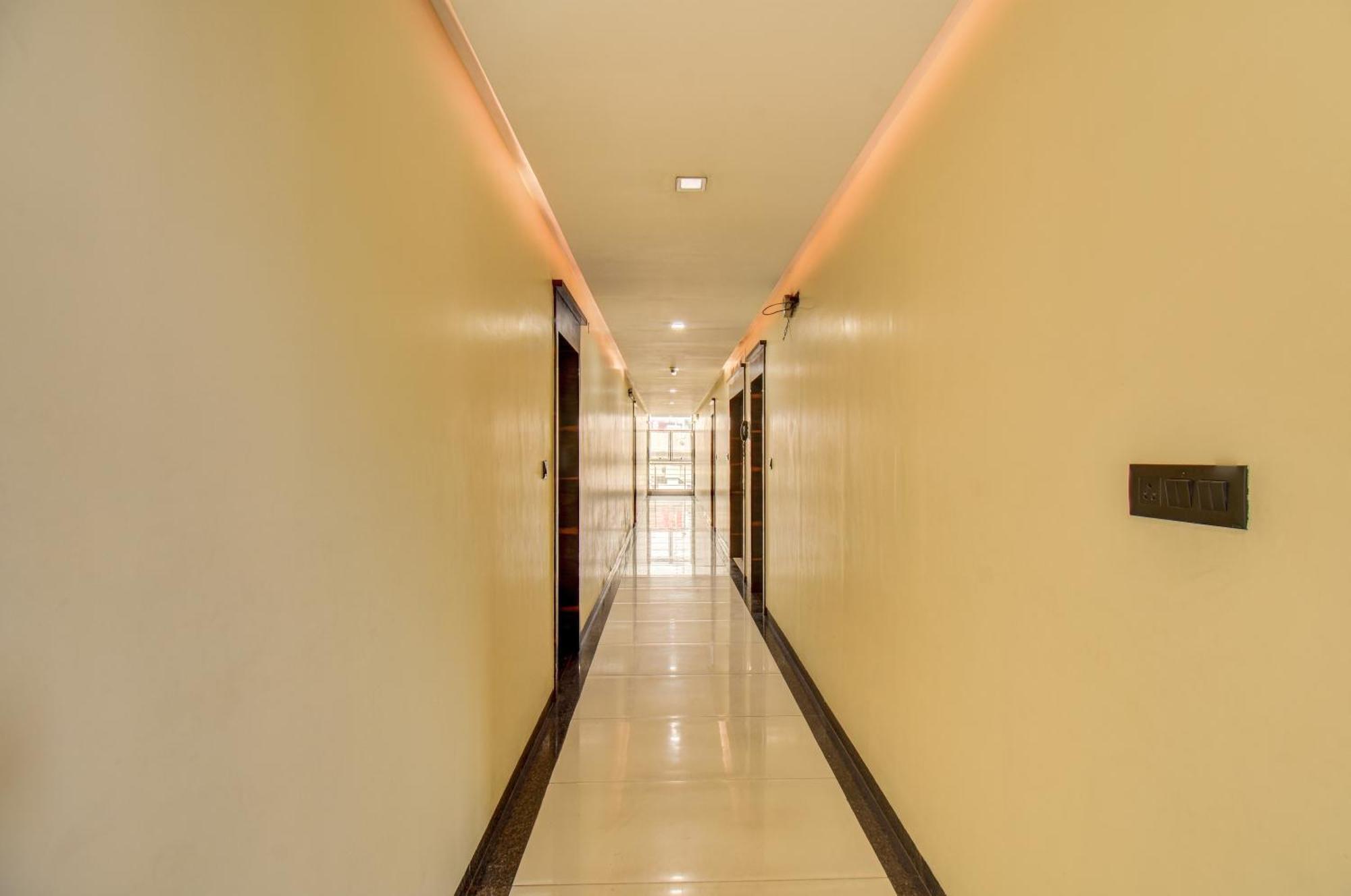 Hotel Deepali Executive Aurangābād Esterno foto