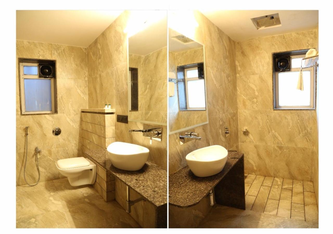 Hotel Deepali Executive Aurangābād Esterno foto