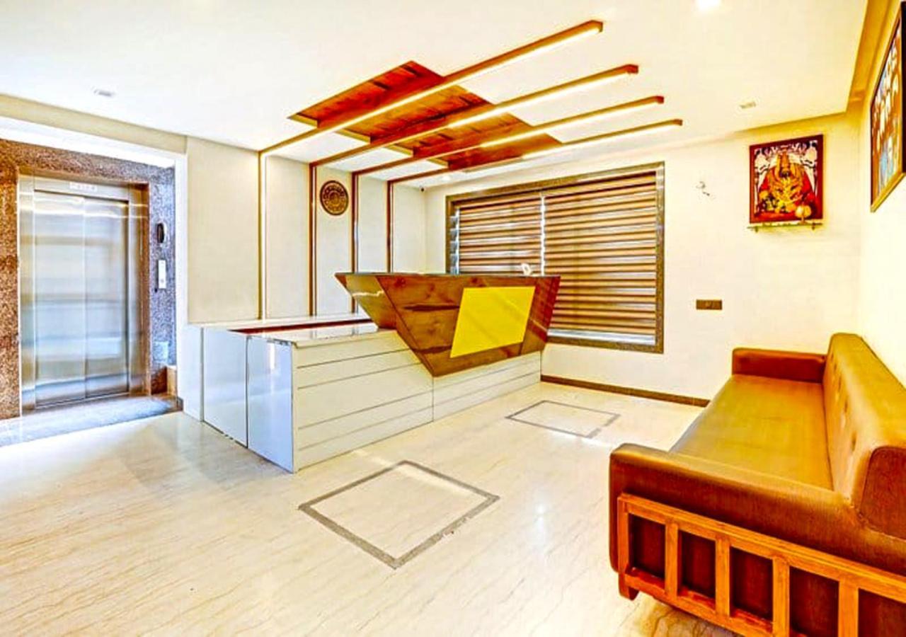 Hotel Deepali Executive Aurangābād Esterno foto